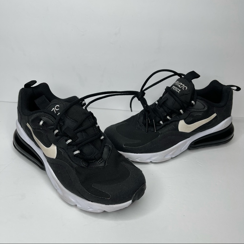 Nike air 270 react